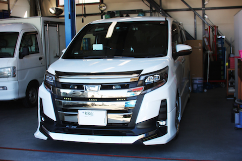 ウインドリペアDIY失敗する事が多いんです。