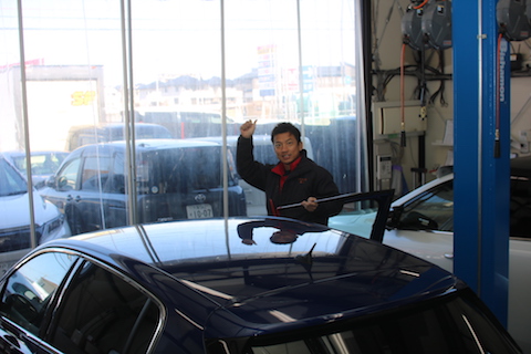 ルーフのヘコミ、板金しないで綺麗に直します！　