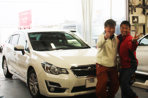 大阪の車ヘコミ、エクボ修理はデントスマイル