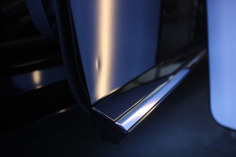 新車ワーゲンのヘコミを、塗装しないで新車の鉄板に元どおりに修理！