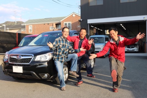 車のドアパンチ被害でプレスラインが潰れても、塗装しないヘコミ直しが可能！