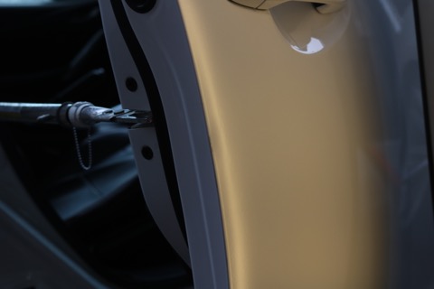 安い車のへこみ修理はデントリペア