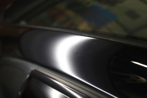 A-ピラーのヘコミ修理、引っ張り出して直します！