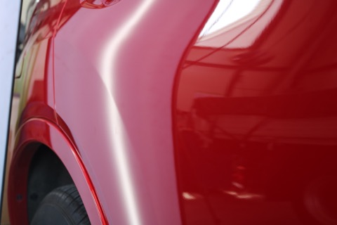 ヘコミ修理、磨いた技術で直せば元どおり！