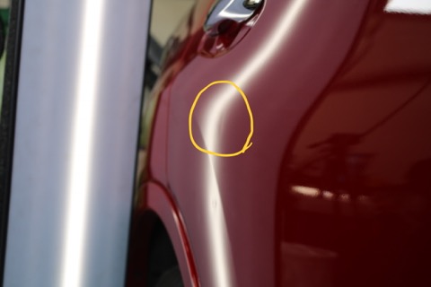 ヘコミ修理、磨いた技術で直せば元どおり！  