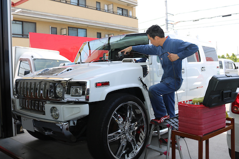 輸入車・高級車のフロントガラスのヒビ・割れも修理可能です！