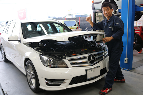 輸入車の硬いボディもデントリペアでヘコミが直ります！