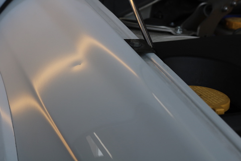 フェンダー・クォーターのヘコミ修理もデントリペアで解決！