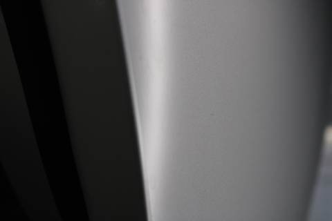 車のドアエッジのヘコミも、デントリペアで即日施工！