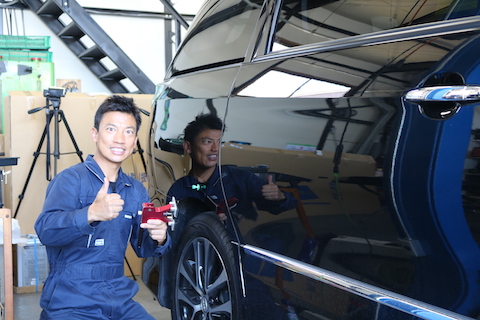 リアクォーターのヘコミ修理をデントリペア！