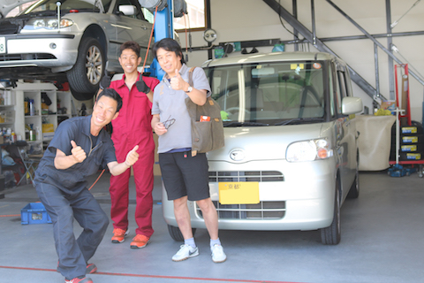 フロントガラスに大きな飛び石の傷をウインドリペア で解決！