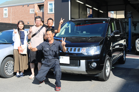 大阪でフロントガラスのウインドリペア修理はデントスマイルにご相談ください