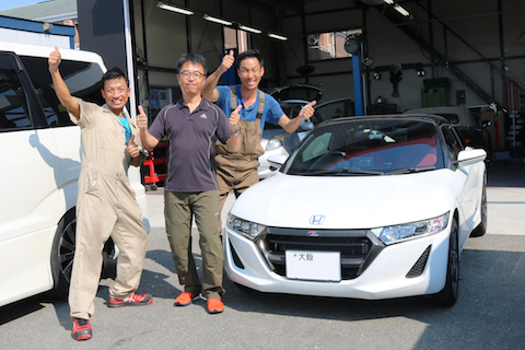 目立つボンネット先端のヘコミ修理もデントリペアで！