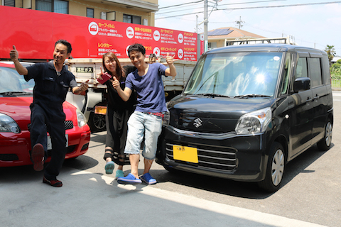 数店お断りされた飛び石の傷修理、デントスマイルで完治！