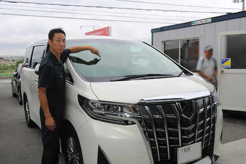 台風被害でフロントガラスにヒビ・割れ、ウインドリペアで解決