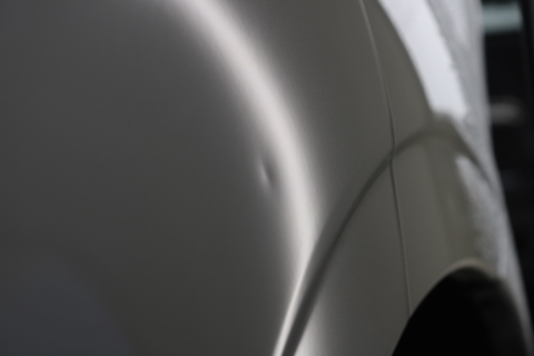 小さなヘコミもお客様にとって大きな悩み！デントスマイルが解決！