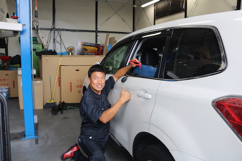 小さなヘコミもお客様にとって大きな悩み！デントスマイルが解決！