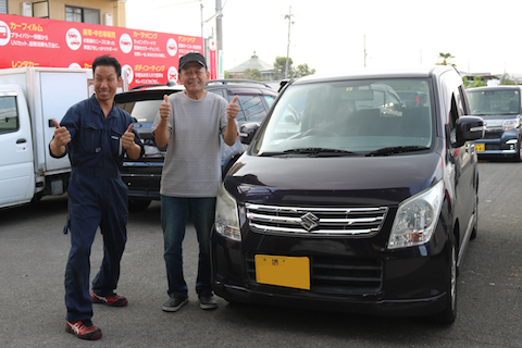 どこも修理してくれない飛び石の傷、デントスマイルは直します！