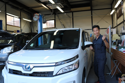 フロントガラスのウインドリペアは15,000円、40分で修理可能です！