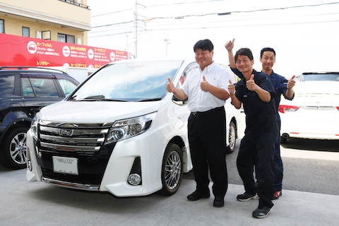 遠方からの来店、信頼される飛び石修理のウインドリペア！