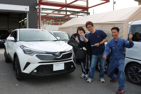 ヘコミ修理・フロントガラス修理・鈑金塗装・カーラッピング、ご依頼ありがとうございます！