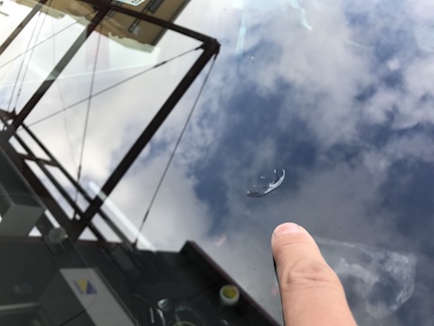 500円玉以上の飛び石の傷、直せないと断られた傷を直します！