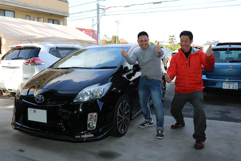 フロントガラス修理、長年の技術と方法で当日施工します！