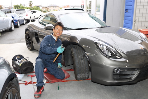 車のヘコミ修理、輸入車でも塗装しないで15分〜直る方法！