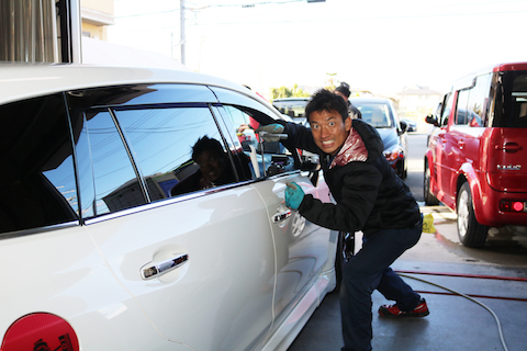 口コミ以上、期待を超える車のヘコミ直しにお客様も大満足！