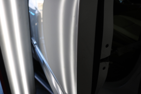 大事な愛車のヘコミ修理は、一番綺麗で即日直るデントリペア！