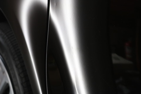 ヘコミ修理で塗装したくない、オリジナル塗装を守りたいお客様の為のデントリペア！