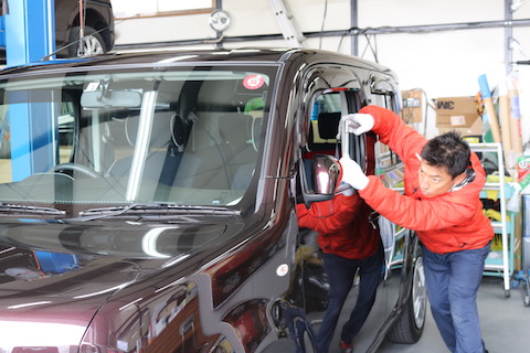 ヘコミ修理で塗装したくない、オリジナル塗装を守りたいお客様の為のデントリペア！