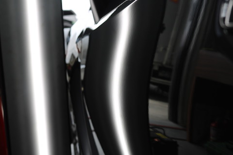 車の小さなヘコミは一度見つけると気になります！そのお悩みを15分で解決！！