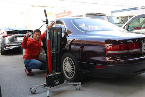 博物館用のお車、オリジナル塗装を守って修理！