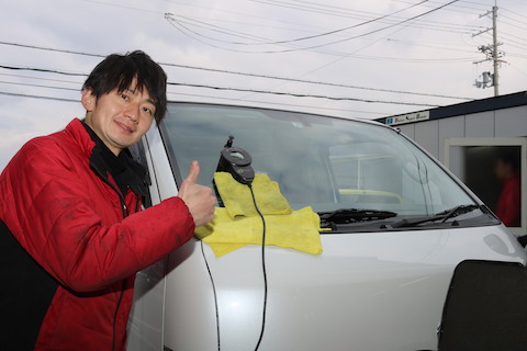 フロントガラスの傷・割れ、45分でウインドリペア飛び石修理出来ます！