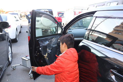 最強のヘコミ修理は1万円〜、15分〜で直るデントリペア！