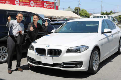 連休中でも、予約なくても、当日にフロントガラス修理可能です！