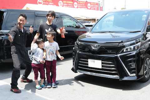 フロントガラス交換と言われた飛び石のひび割れ修理、お任せください！