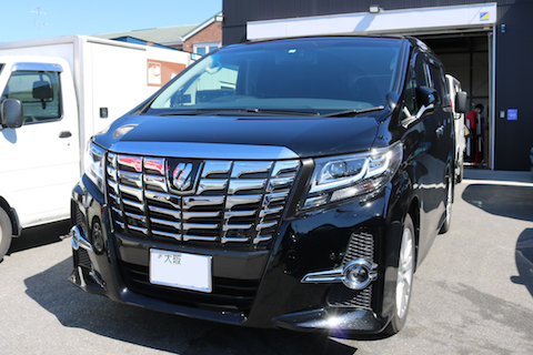 リピーター様もお気に入りの車のヘコミ直し！