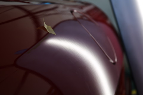 名車のヘコミ修理も、デントリペアが一番良い修理方法！