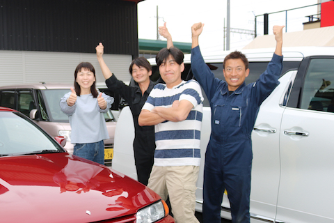 すごい！綺麗に直ってる！！長年、車好きのお客様もおどろきのヘコミ直し！