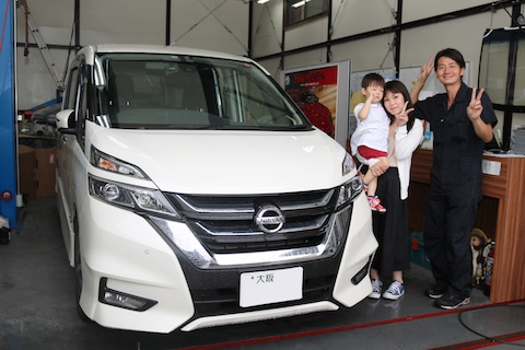 修理の限界を超えたフロントガラス飛び石の傷が直ります！