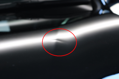 車の価値を下げずにヘコミを修理するデントリペア！