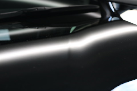 車の価値を下げずにヘコミを修理するデントリペア！