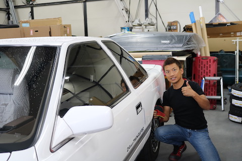 旧車のヘコミ修理は、鈑金・塗装しないデントリペア！