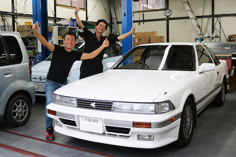 旧車のヘコミ修理は、鈑金・塗装しないデントリペア！