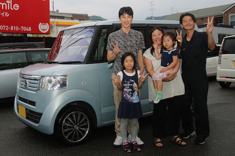 暑い中でも、熱い情熱をもってお客様にスマイルを提供しております😊