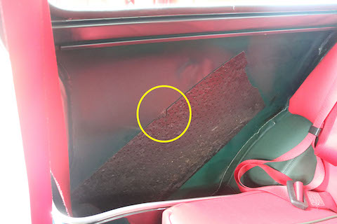 旧車のヘコミ修理も、塗装しないデントリペアで綺麗に修理！
