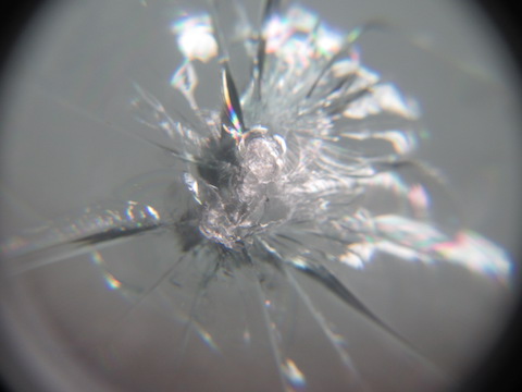 フロントガラスのひび割れ、複数あっても直せます！