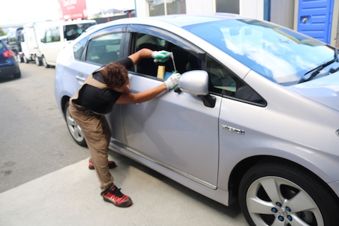 『遠くから来て良かった〜！』と思ってもらえるヘコミ修理店のデントスマイル ！